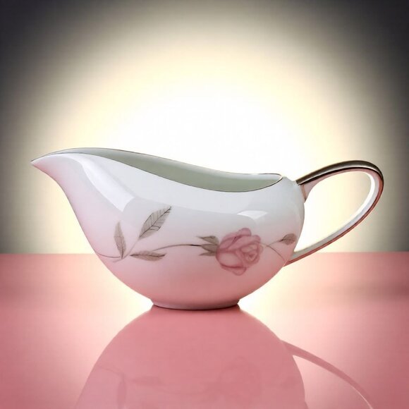 Mikasa Fine China Primrose 8194 Creamer Pitcher With Gold Trim - Picture 3 of 5